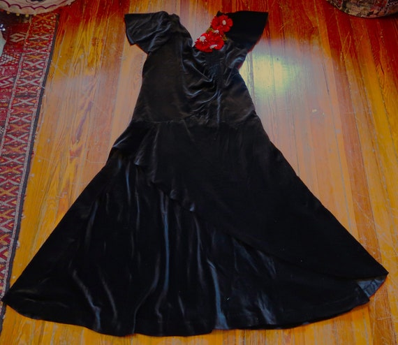 Exquisite 1930s/40s Old Hollywood Black Silk Velv… - image 1