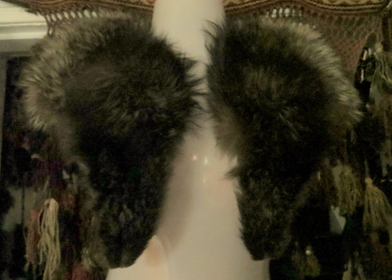 UPDATED Outrageous 1920s Gold Lame Fur Collared C… - image 10