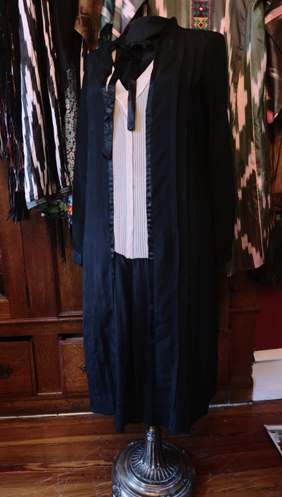 Stunning 20s/30s Black Silk Crepe De Chine Dress … - image 7