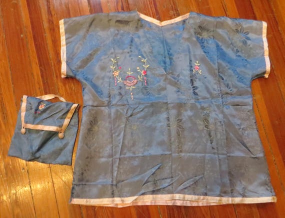 1930s/40s Blue and Pink Asian Silk Embroidered Be… - image 8