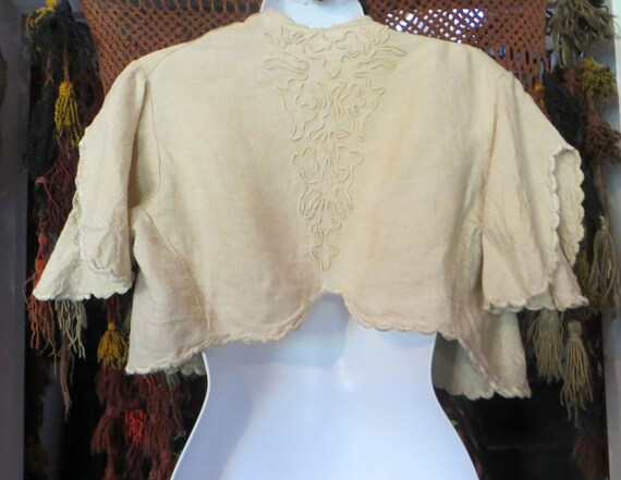 Darling Victorian Ecru Linen Shrug/Bolero/Capelet… - image 2