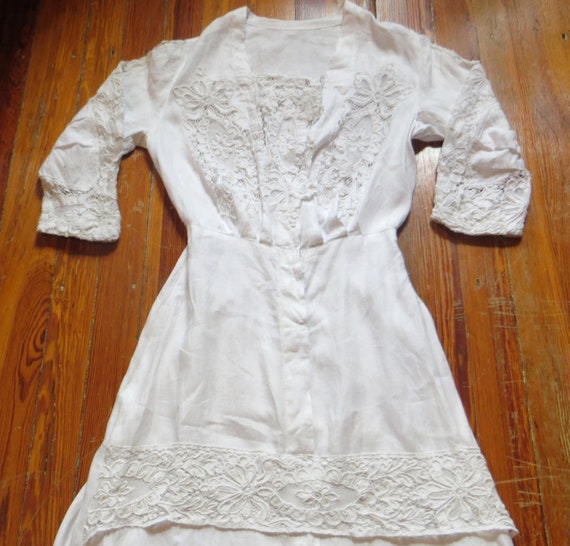 Antique Museum Worthy Victorian White Linen Dress… - image 2