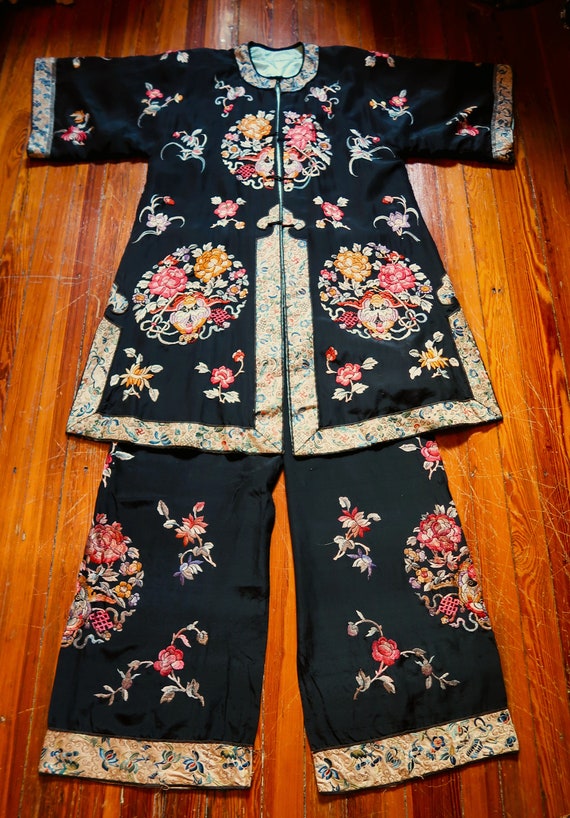 Rare 1920s Heavily Embroidered Black Silk Chinese 