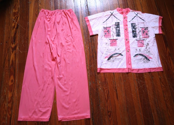 Rare MCM 50s Hot Pink Asian Pajama Set w/Fab Ligh… - image 1