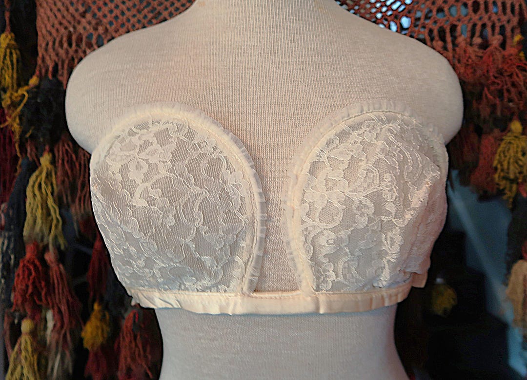 Very Rare 50s Round Strapless Heavily Boned Stand up Ruffled Lace Bra ...