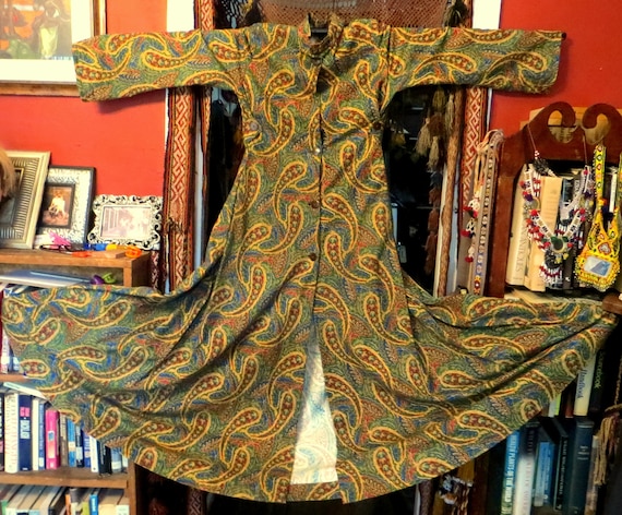 SALE 60s Psychedelic Paisley Heavy Cotton Coat/Ro… - image 2