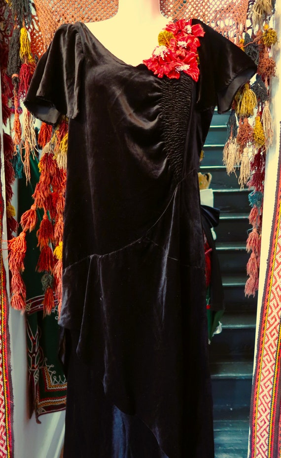 Exquisite 1930s/40s Old Hollywood Black Silk Velv… - image 3