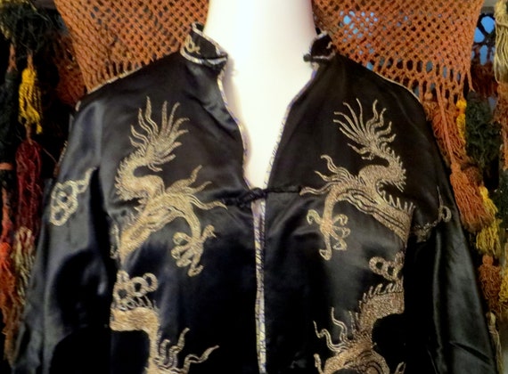 Outrageous 40s/50s Black Silk Kimono/Robe/Jacket/… - image 7