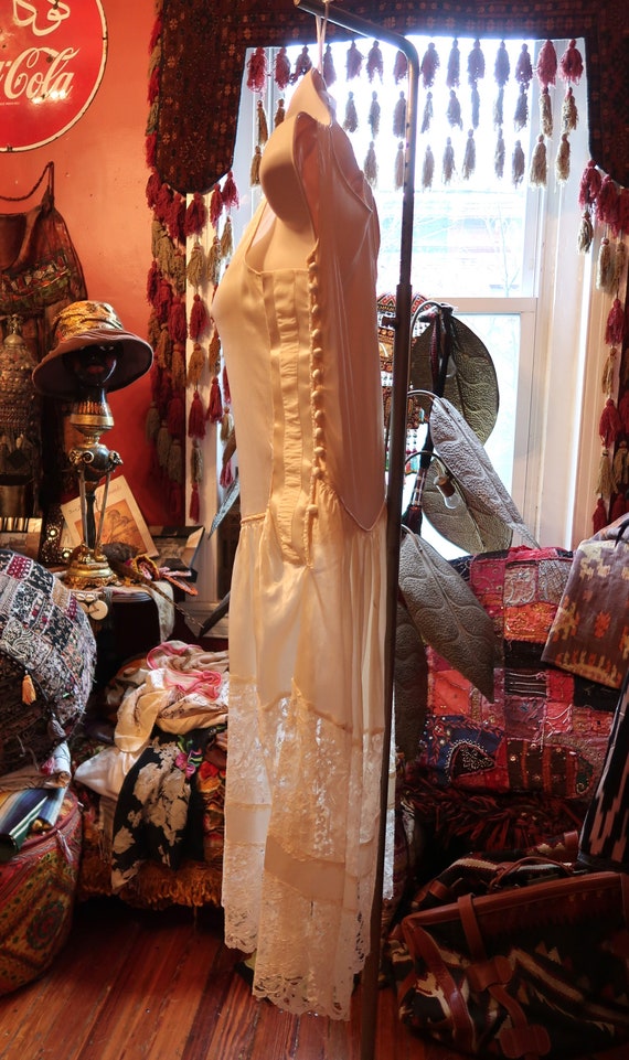 Antique 1920s White Silk and Lace Wedding Dress, … - image 6