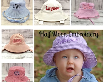 Personalisierte Baby-Eimer-Hüte | Monogrammierte Baby Fischerhüte | Baby Sonnenhut | Babymütze aus Seersucker | Baby-Strand-Hut | Benutzerdefinierte Baby Bucket Hat