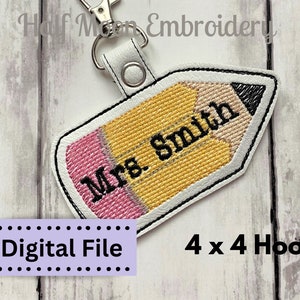 Bogofrei! ITH Bleistift Snap Tab Embroidery Design | ITH Bleistift Schlüsselanhänger | Mit Bleistift Anhänger | Ith Pencil Backpack Tag |Ith Lehrer Snap Tab