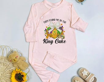 They Found Me In The King Cake Baby Bodysuit, 1St Mardi Gras Baby Romper, Fleur De Lis Baby Outfit