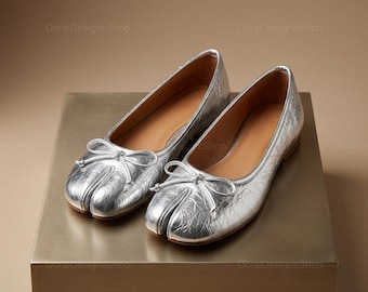 Silver Leather Tabi Mary Janes - Split Toe Ballerina Flats - Metallic Silver Japanese Style Shoes - Minimalist Women’s Tabi Flats