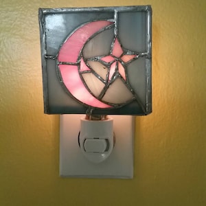 Hand-made Stained Glass Farm House Stained Glass Nightlight