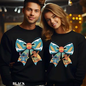 Puede incluir: Un juego de tres tazas de cer&aacute;mica con un acabado mate moteado. Cada taza presenta un color diferente: azul claro, crema y gris. Las tazas tienen un dise&ntilde;o simple y moderno y un asa c&oacute;moda.