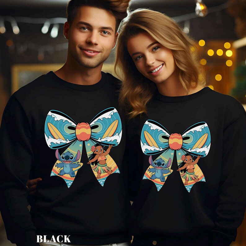 Puede incluir: Un juego de tres tazas de cer&aacute;mica con un acabado mate moteado. Cada taza presenta un color diferente: azul claro, crema y gris. Las tazas tienen un dise&ntilde;o simple y moderno y un asa c&oacute;moda.