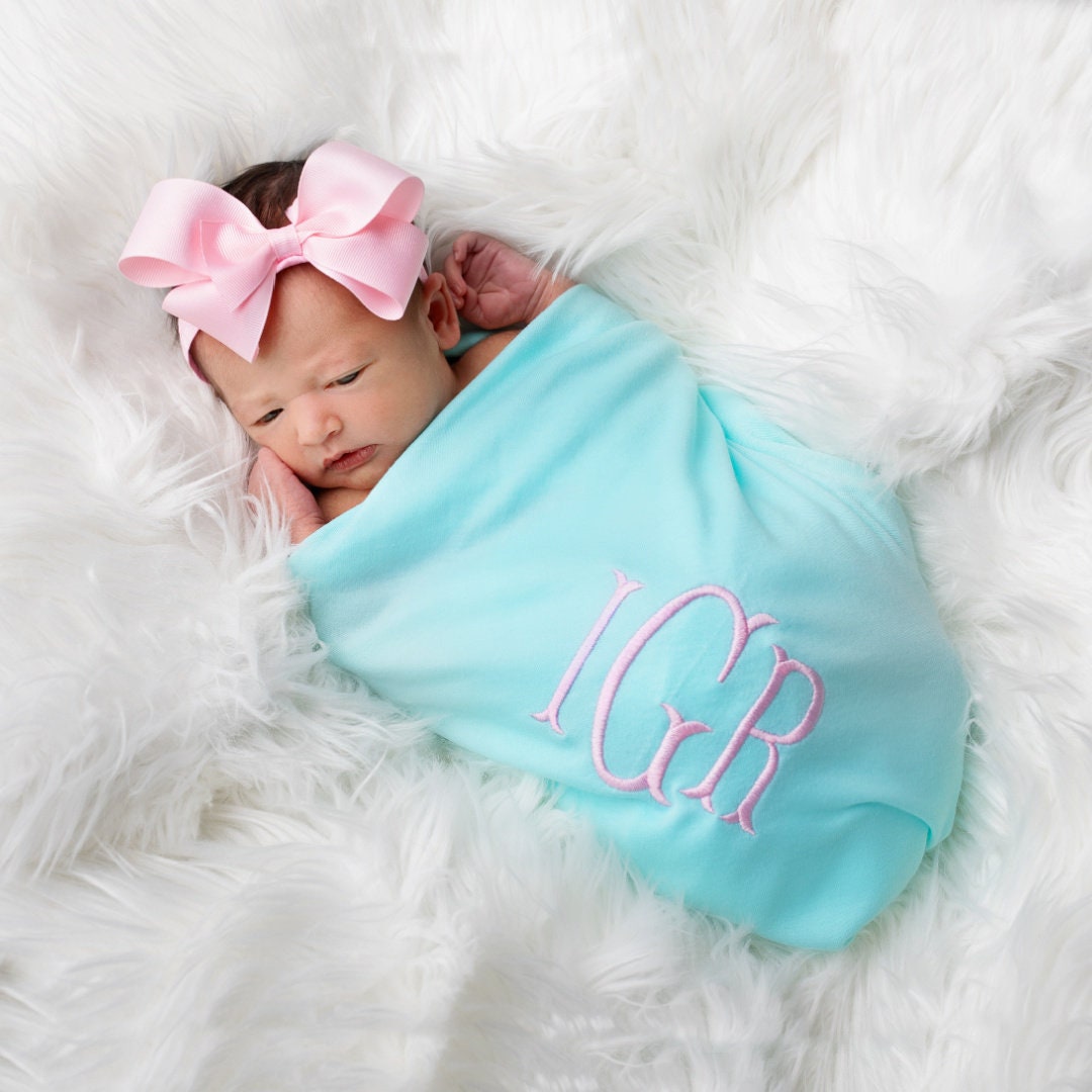 Baby Girl Personalized Gift, Baby Shower Gift, Baby Girl Swaddle and Headband, Baby Girl Blanket