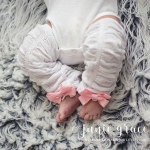 Calentadores de piernas para bebé, ropa para niña, conjunto para niña, conjunto para bebé que regresa a casa, calentadores de piernas para niña recién nacida con lazos, regalo para niña.