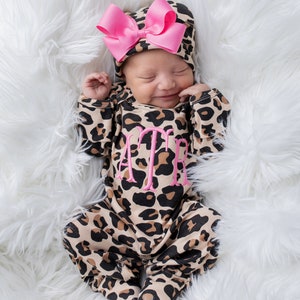 Baby Girl Coming Home Outfit, Baby Girl Clothes, Personalized Baby Girl Gift, Newborn Girl Clothes, Newborn Girl Outfit, Newborn Hat