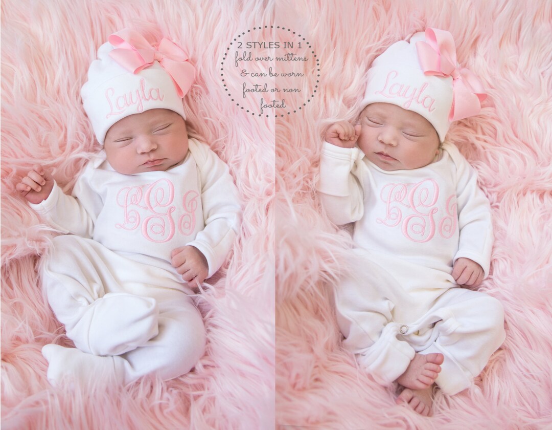 Cadeau Little Hello Footie & Bonnet - White Base - Boy Cadeau Little Hello Footie & Bonnet - White Base - Boy
