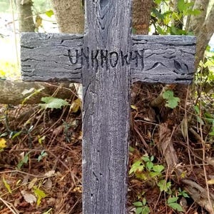 Faux Wood Tombstone Prop, Graveyard Prop, Halloween Prop, Halloween Party, Halloween Yard Decor, Halloween yard Decoration