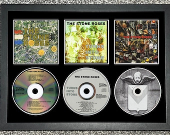 The Stone Roses / Stone Roses / Turns Into Stone / The Second Coming / Espositore da parete retrò con triplo CD / Cornice non inclusa /