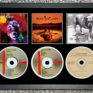 Alice In Chains | Lifting | Brud | Alice In Chains | Retro potrójny wyświetlacz ścienny na płyty CD | Rama nie jest dołączona |