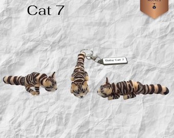 Pawfect Pets Cat 7, 3D Printed Pet Keychain – Can be Personalized, Pet Lover Gift, Collectable Keepsake