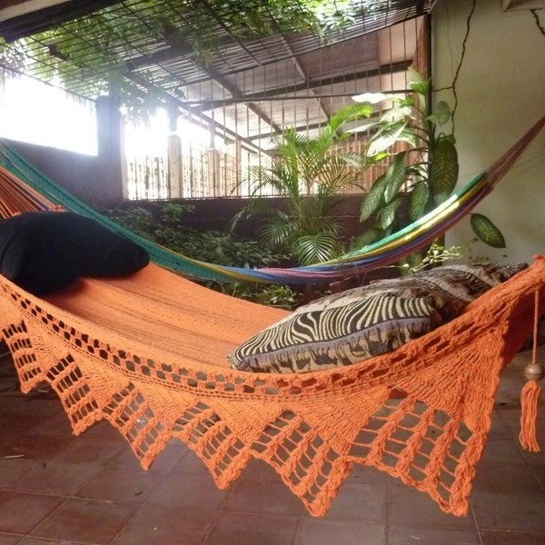 One Color Single Hammock Hand-Woven Natural Cotton Triangle Fringe