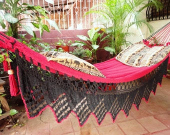 Rot und Schwarz Dreieck Fringe Hammock. Doppel-Hängematte handgewebte Naturwolle