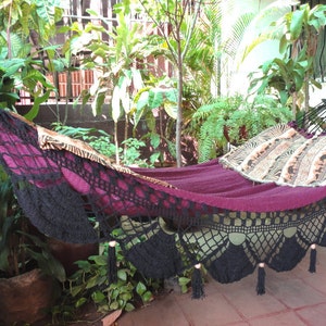 Red Wine & Black Jumbo Size Hammock hand-woven Natural Cotton Special Fringe