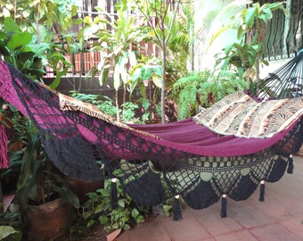 Red Wine & Black Jumbo Size Hammock hand-woven Natural Cotton Special Fringe
