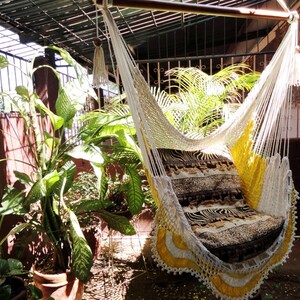 Beige and yellow Sitting Hammock with Fringe image 3