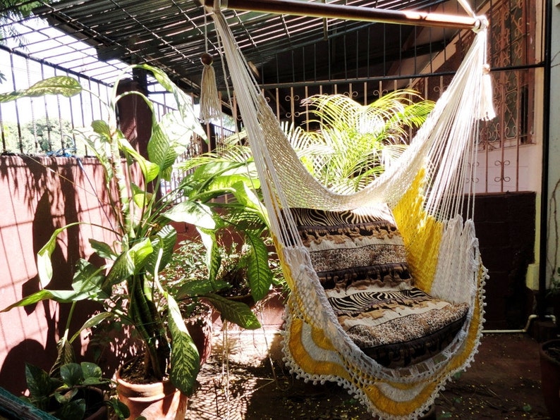 Beige and yellow Sitting Hammock with Fringe image 3