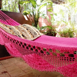 Fuchsia pink hammock. Double Hammock hand woven Natural Cotton  with Simple Fringe