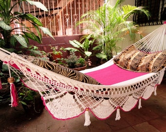 Beautiful Two Colors Beige Fuchsia. Single size Hammock handwoven Natural Cotton with Special Fringe.