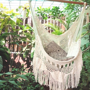 Hammock Chair Handmade with Natural Cotton and Wood. Indoor Outdoor Hanging Chair Swing. Beige White Reading Chair image 3