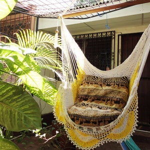 Beige and yellow Sitting Hammock with Fringe image 5