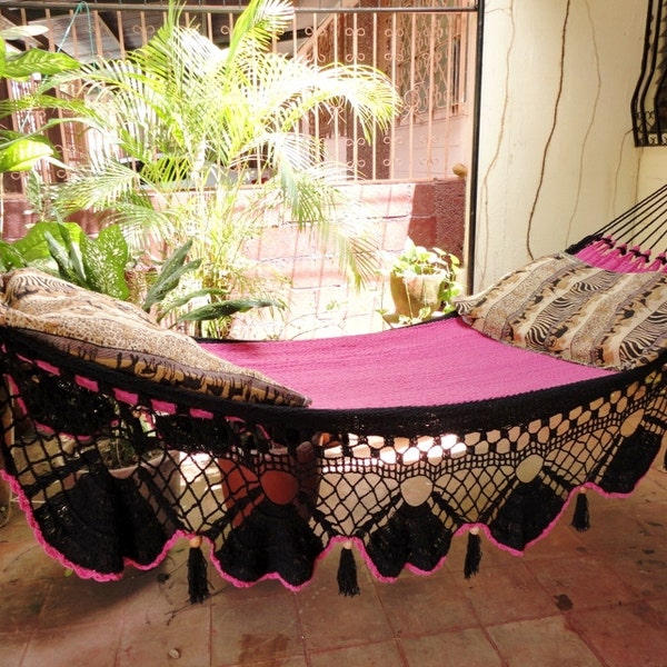 Beautiful Two Colors Fuchsia-Black Double Hammock handmade Natural Cotton Special Fringe