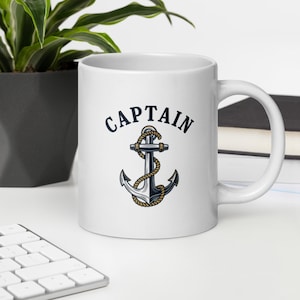 Captain Mug – Nautical Coffee Cup for Sea Lovers & Boat Enthusiasts