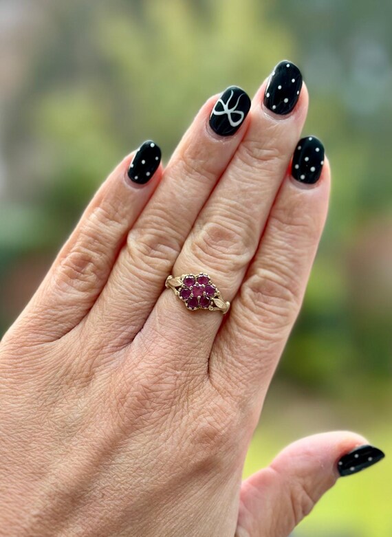Vintage Ruby Cluster Ring | 9ct Solid Yellow Gold… - image 5