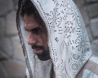 Lunara Laser Cut Chain Hood