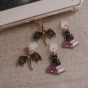 Dragon Kindle e Kobo Charm: Dragon, Witch Cat USB-C Dust Plug