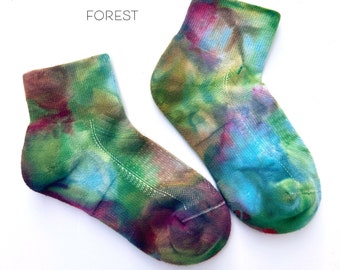 Ice dye ankle socks, green hunter emerald tie dye mid crew socks colorful women's socks hand dyed running socks