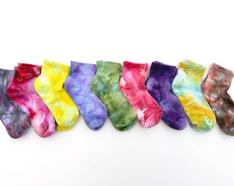Ice dye ankle socks, colorful tie dye mid crew socks rainbow women's socks hand dyed athletic socks