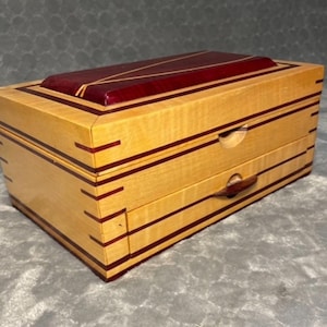 Curly Maple keepsake box