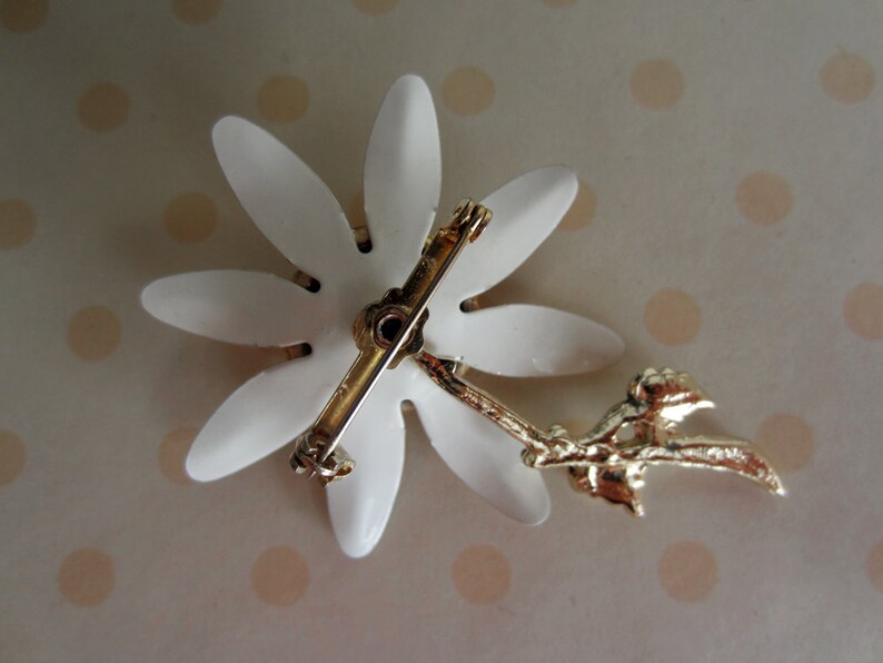 vintage 1960s flower pin enamel 60s flower power Brooch image 2