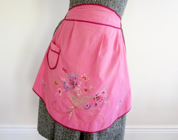 vintage 30s apron Pink Embroidered flowers 1930s … - image 1