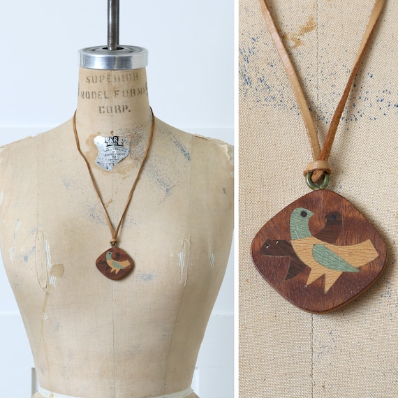 vintage MCM Scandinavian wood bird necklace • ake… - image 1