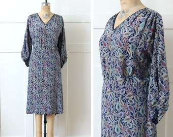 volup vintage 1930s deco day dress • navy blue paisley print rayon dress with cut-out sleeves